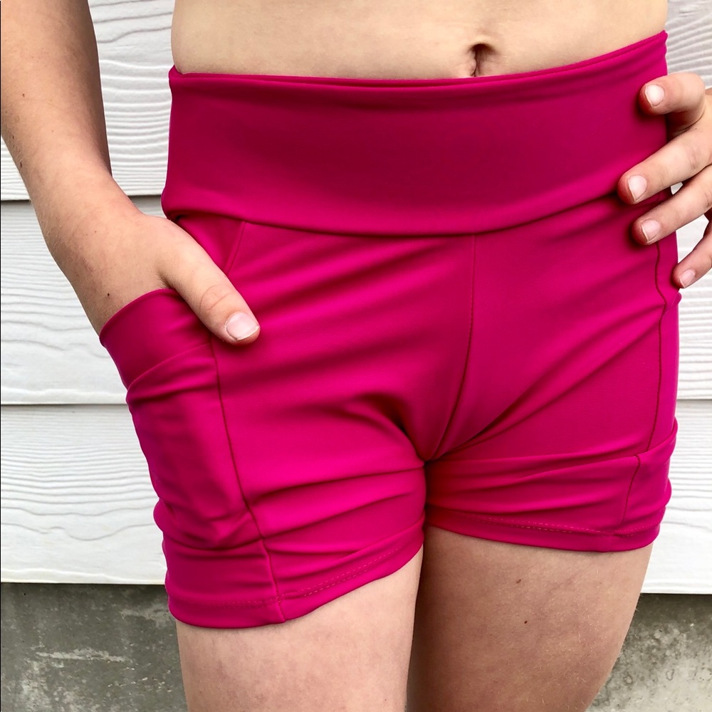 New, Billie Jo One-Pocket Sport Short 💪🏼